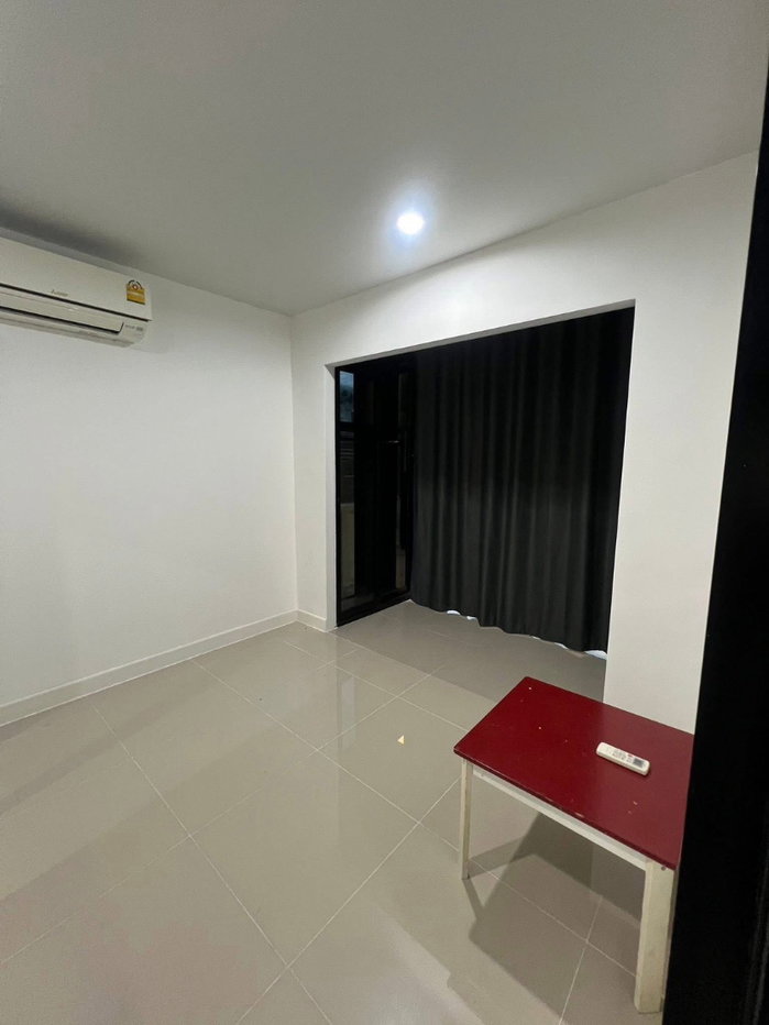 รูป 🏡 ให้เช่าบ้านเดี่ยว 2 ชั้น หมู่บ้านอารียา โคโม่ (วงแหวน–รามอินทรา)มี 4 ห้องนอน 2 ห้องน้ำ 1 ห้องแม่บ้าน บ้านพร้อมอยู่ สภาพดีมาก - รูปที่ 17/19