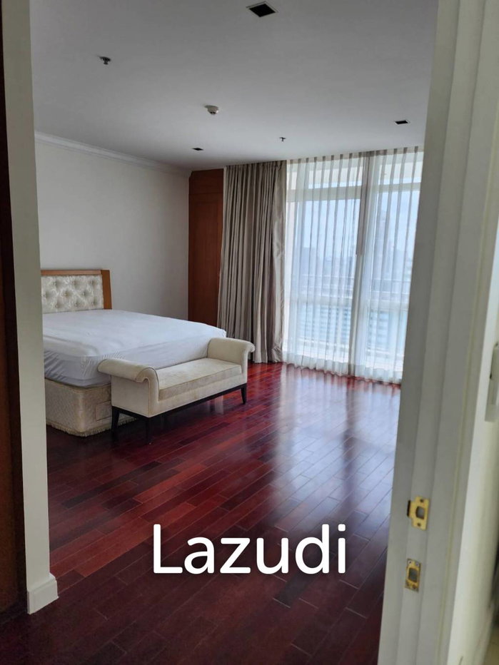 picture Athenee Residence 197 sqm City View Condo in Pathum Wan - 12/16
