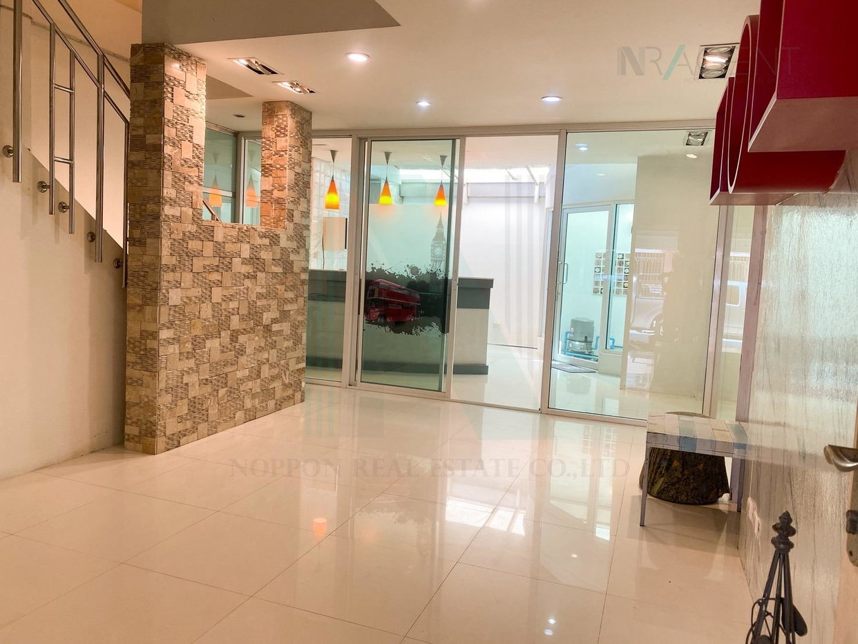 รูป ขายทาวน์เฮาส์ โครงการ เมอริท เพลส ลาดพร้าว 87 3 ชั้น 2 ห้องนอน 3 ห้องน้ำ - รูปที่ 5/8