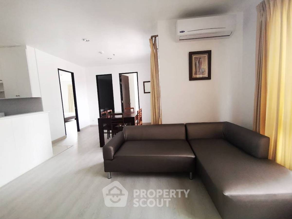 picture 2-BR Condo at Citi Smart Sukhumvit 18 near BTS Asok (ID 3454354) - 3/21