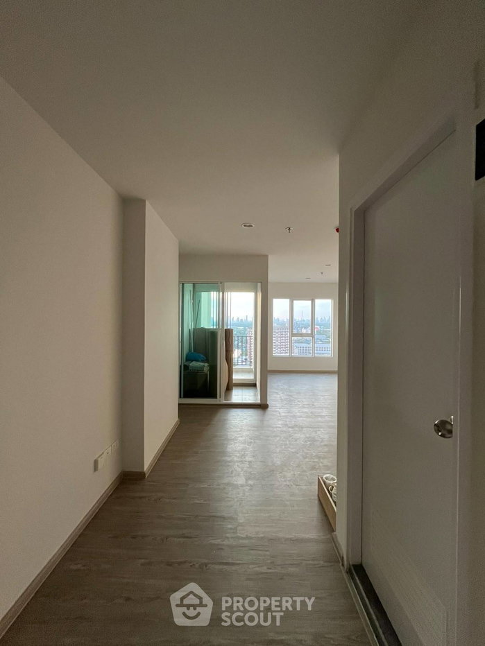รูป คอนโด 1 ห้องนอน ชั้น 19 Regent Home Bangna ขาย ใกล้ BTS Bang Na (ID 3475519) - รูปที่ 3/10