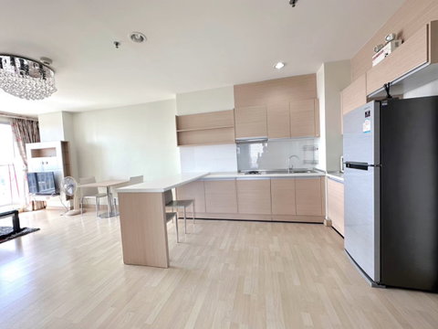 For Rent 🔥🔥𝐑𝐡𝐲𝐭𝐡𝐦 𝐑𝐚𝐭𝐜𝐡𝐚𝐝𝐚 🔥🔥 2 Bed 2 Bath 67 Sq.m. : MRT-Ratchada