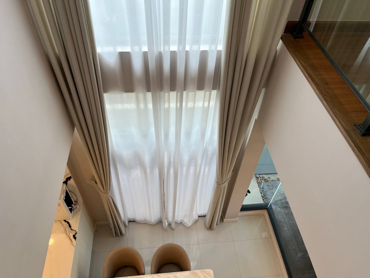 รูป บ้านเดี่ยวหลังใหญ่สไตล์โมเดิร์นบนทำเลศักยภาพฝั่งตะวันออก (คู่ขนานกาญจนาภิเษก) - รูปที่ 2/28