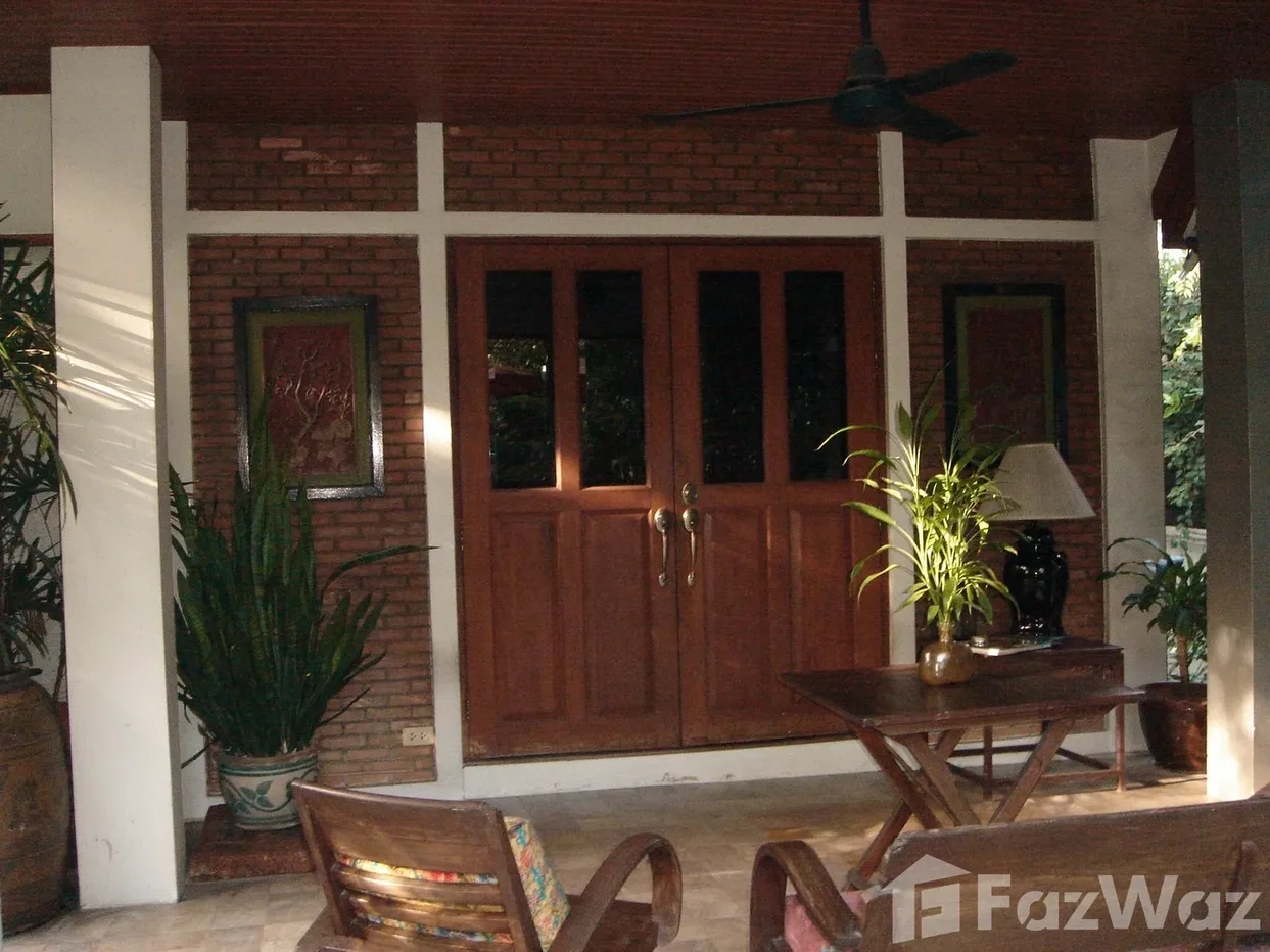 picture 4 Bedroom House for rent in Sam Sen Nok, Bangkok 1056794 - 4/11