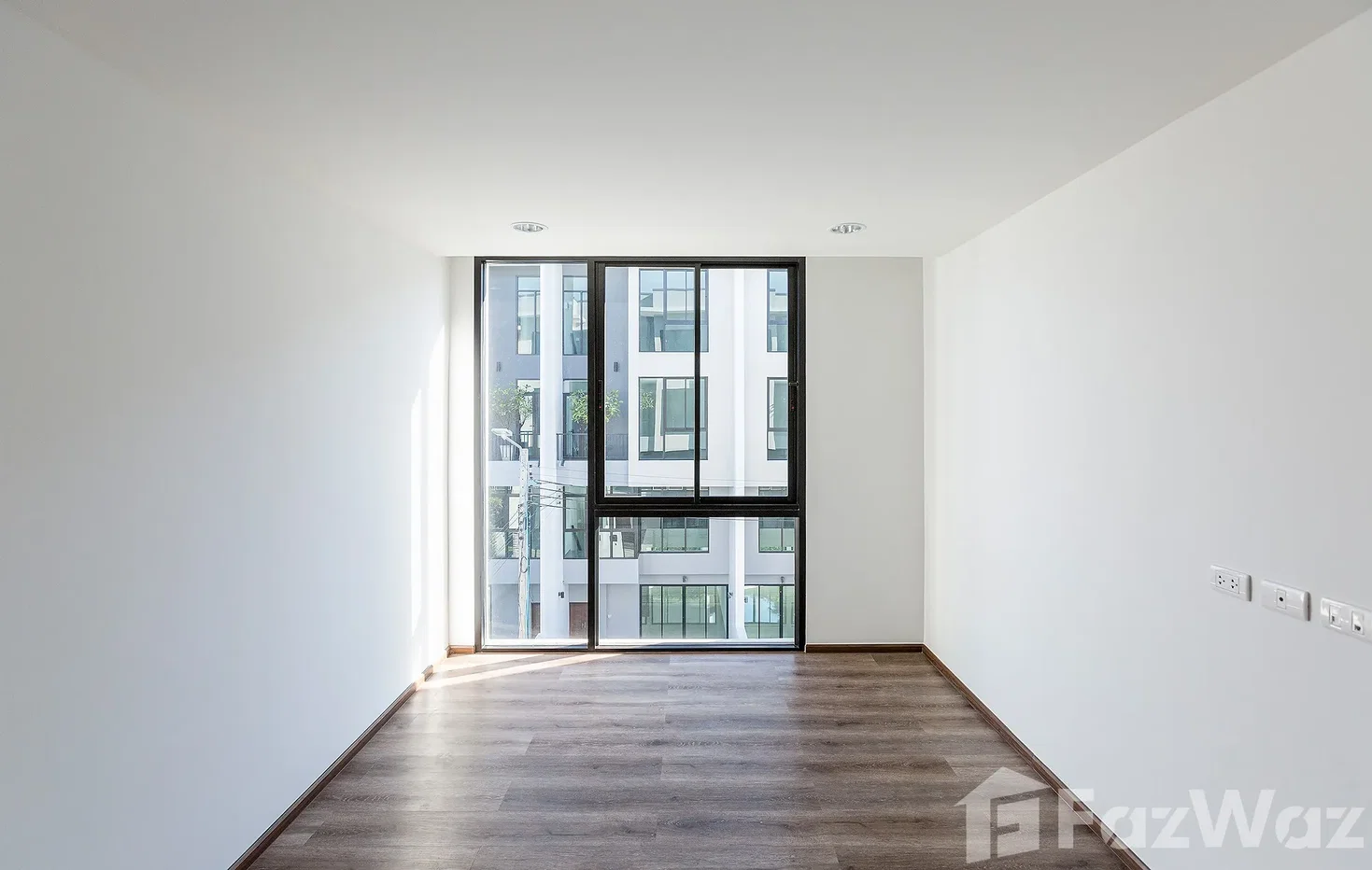 picture Spacious Private Home Office Starting13.9MB*Near DMK Airport 6605935 - 5/8
