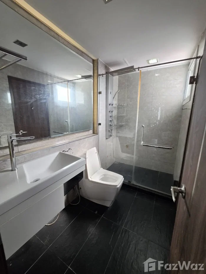 picture 3 Bedroom Townhouse for sale at Baan Klang Muang Suanluang  6888016 - 14/16
