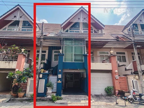 ขายทาวน์เฮาส์ โครงการ เมอริท เพลส ลาดพร้าว 87 3 ชั้น 2 ห้องนอน 3 ห้องน้ำ
