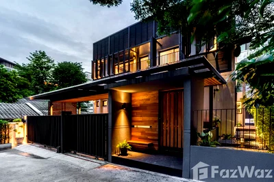 Houses for rent Bangkok : 2 Bedroom House for rent in Khlong Tan, Bangkok  6911237