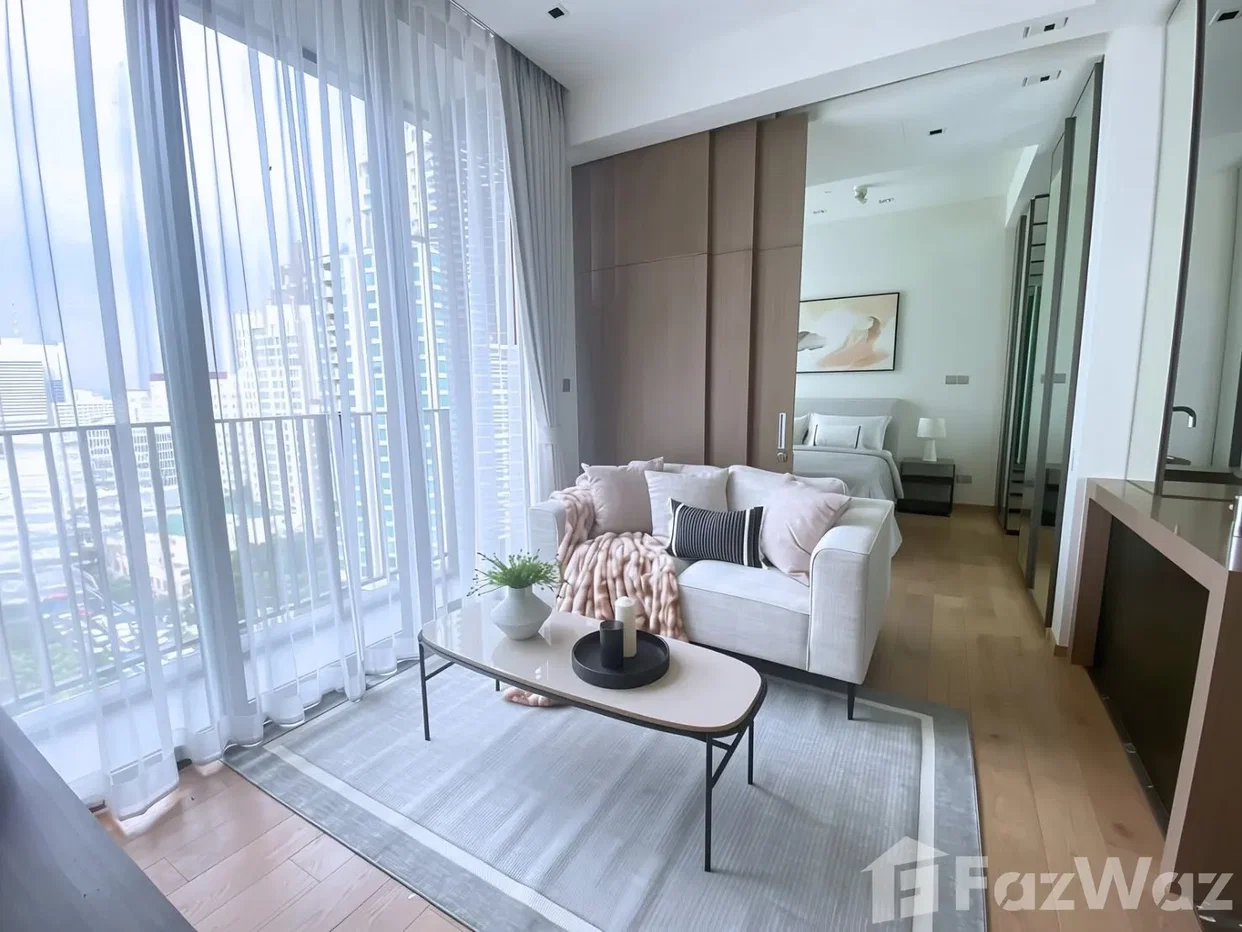picture 1 bedroom at 28 Chidlom 6909731 - 1/6