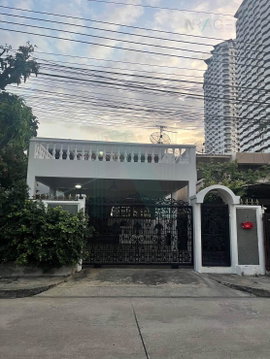 📌 ขายบ้านเดี่ยว โครงการ บ้านเมืองทอง 2 โครงการ 3 2 ชั้น 5 ห้องนอน 4 ห้องน้ำ