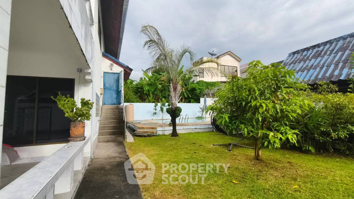 รูป วิลล่า 10 ห้องนอน ขนาด 805 ตร.ม. Golf and Ville Village กะทู้ (ID 3466344) - รูปที่ 2/9