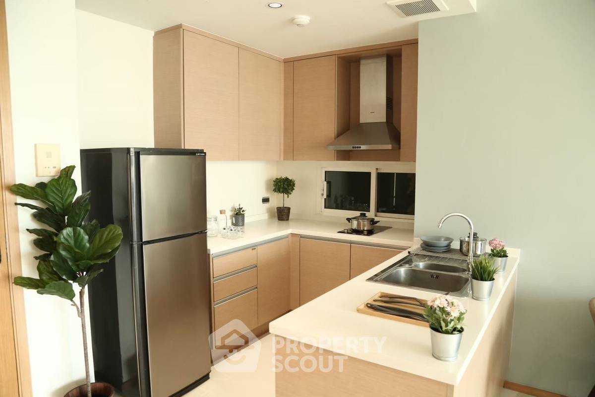 picture 26th-Floor 1-BR The Empire Place Near BTS Saint Louis (ID 3475604) - 27/28