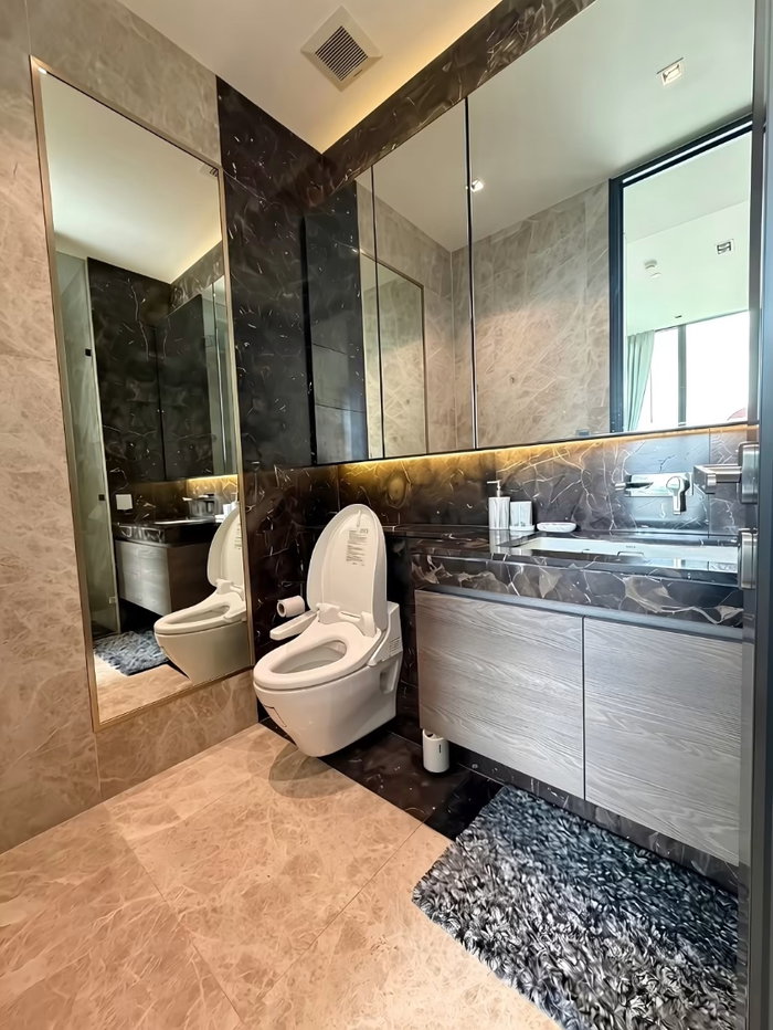 รูป 🔥ห้องว่าง 🏙️✨ให้เช่าคอนโดหรู 28 CHIDLOM 🛏️ 1 ห้องนอน | 🚿 1 ห้องน้ำ | 🔑 พร้อมเข้าอยู่ - รูปที่ 5/6