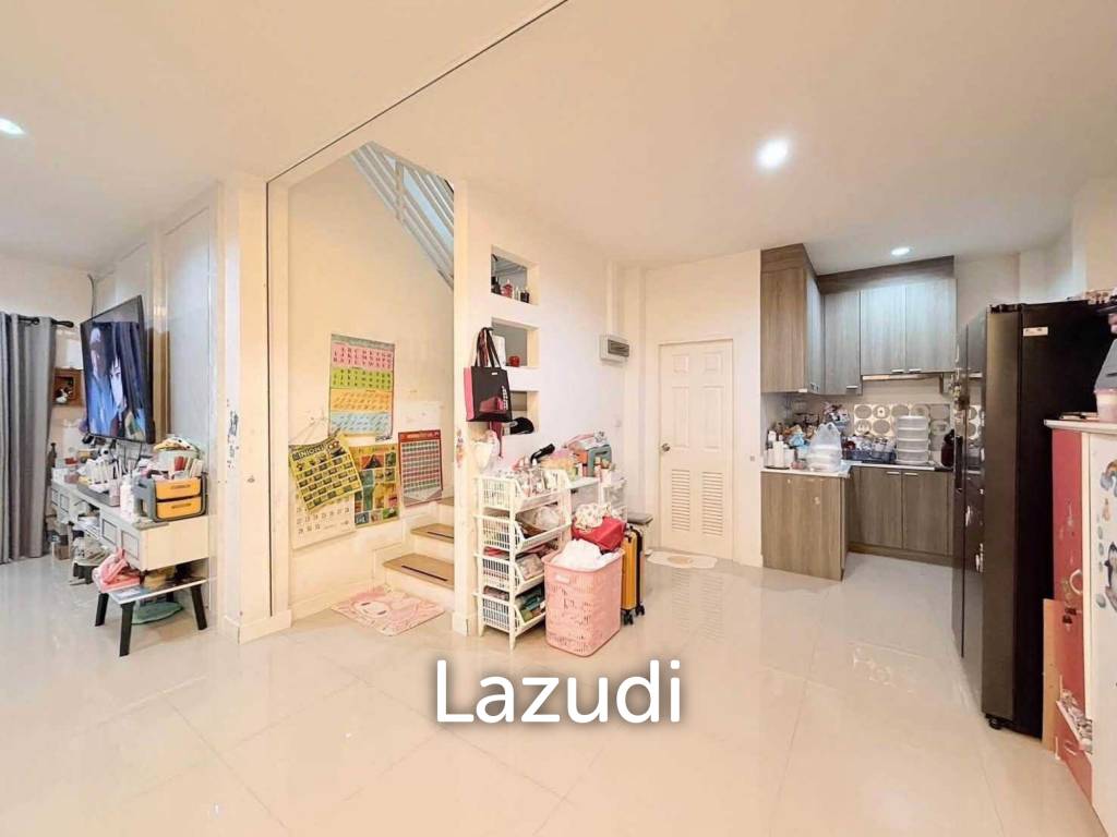 picture Modern 2-Storey Detached House at Patta Let - 6/34
