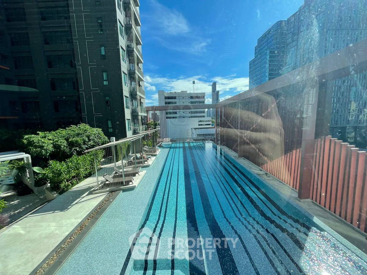 picture 1-BR Condo at C Ekkamai near ARL Ramkhamhaeng (ID 2456213) - 9/12