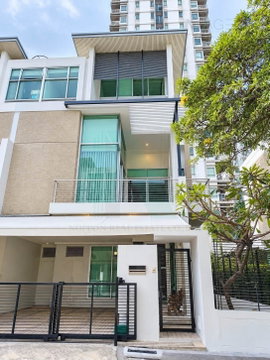 📌 For Rent 3-story Townhouse THE LANDMARK RESIDENCE 4 bedroom 4 bathroom