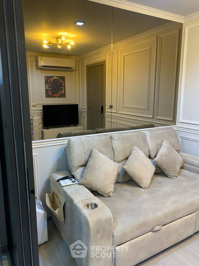 picture 1-BR Condo at Life Asoke - Rama 9 near MRT Phra Ram 9 (ID 2337305) - 2/12