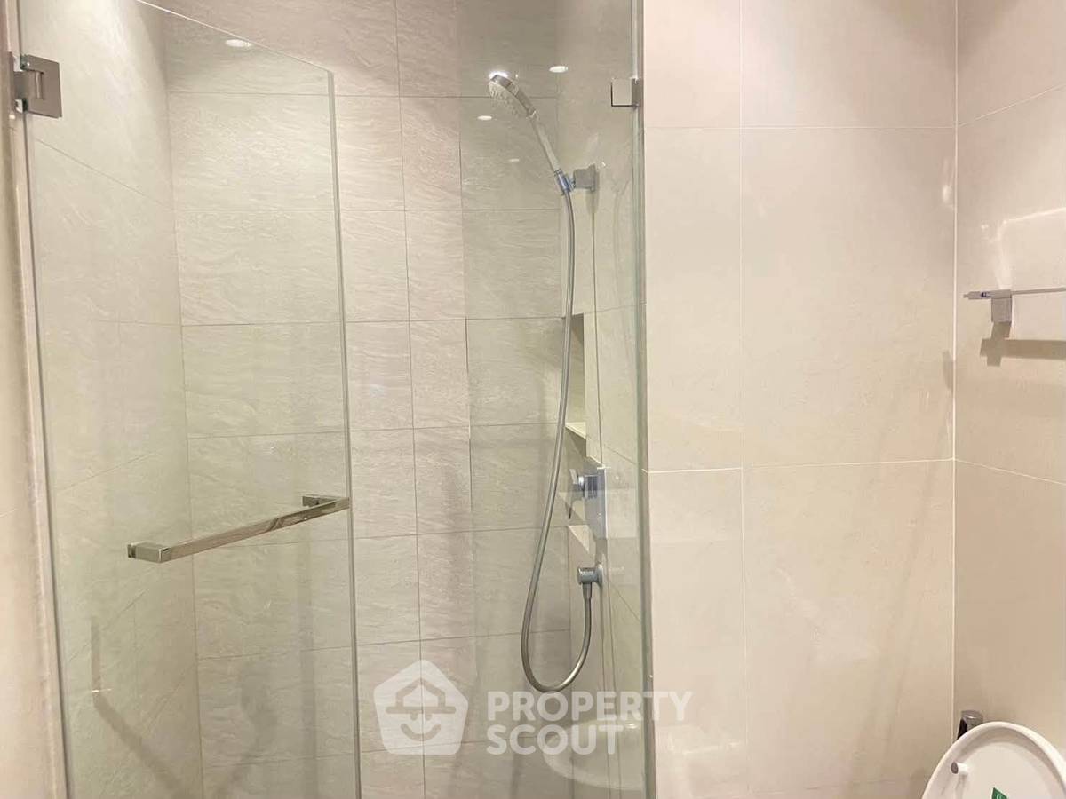 picture 1-BR Condo at Maru Ekkamai 2 near BTS Ekkamai (ID 3478624) - 12/16