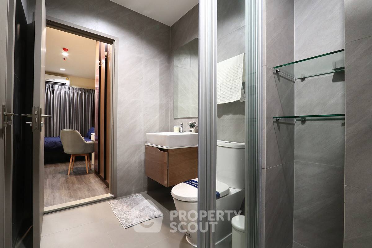 picture 2-BR Condo at KnightsBridge Space Sukhumvit-Rama4 near BTS Phra Khanong (ID 3477351) - 16/22