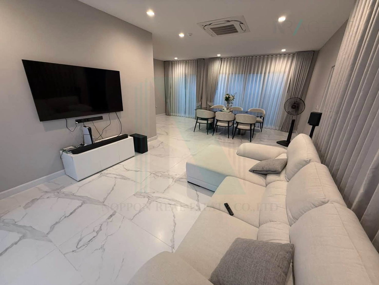 รูป 📌 ให้เช่าบ้านเดี่ยว 2 ชั้น บางกอก บูเลอวาร์ด ซิกเนเจอร์ แจ้งวัฒนะ 4 ห้องนอน 5 ห้องน้ำ - รูปที่ 2/8