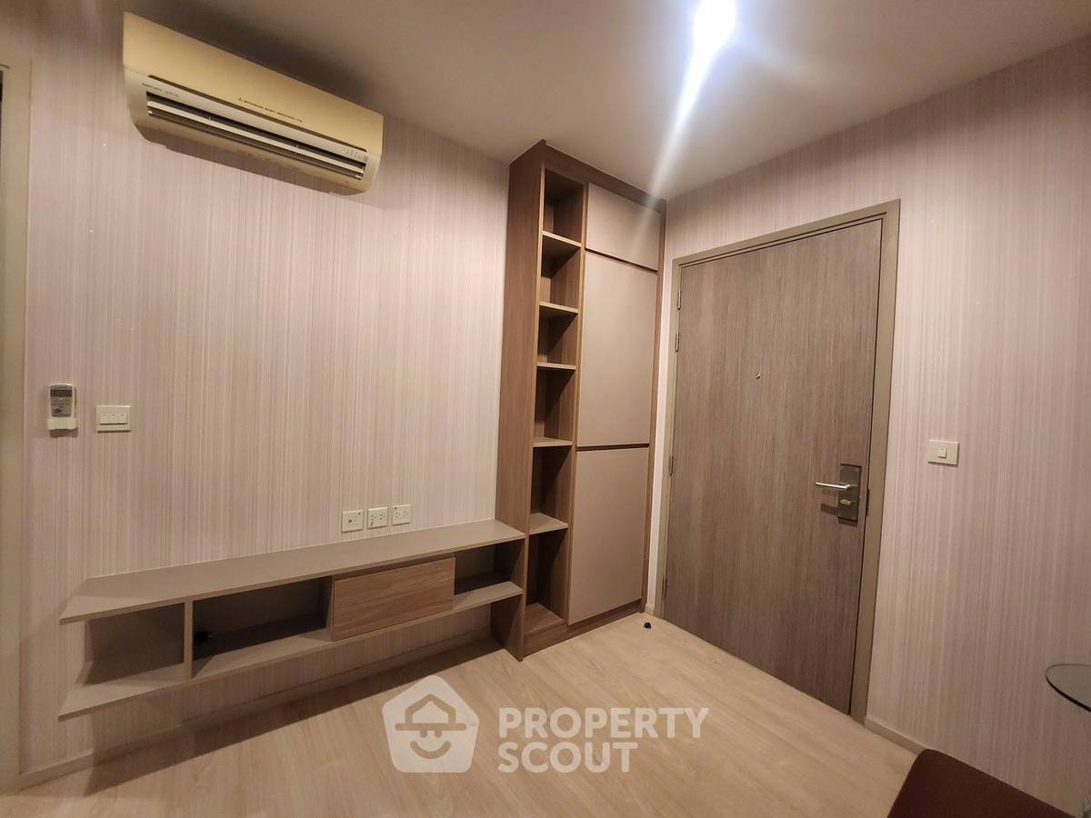 picture 1-BR Condo At The Gallery Bearing Near BTS Bearing (ID 3475829) - 2/5