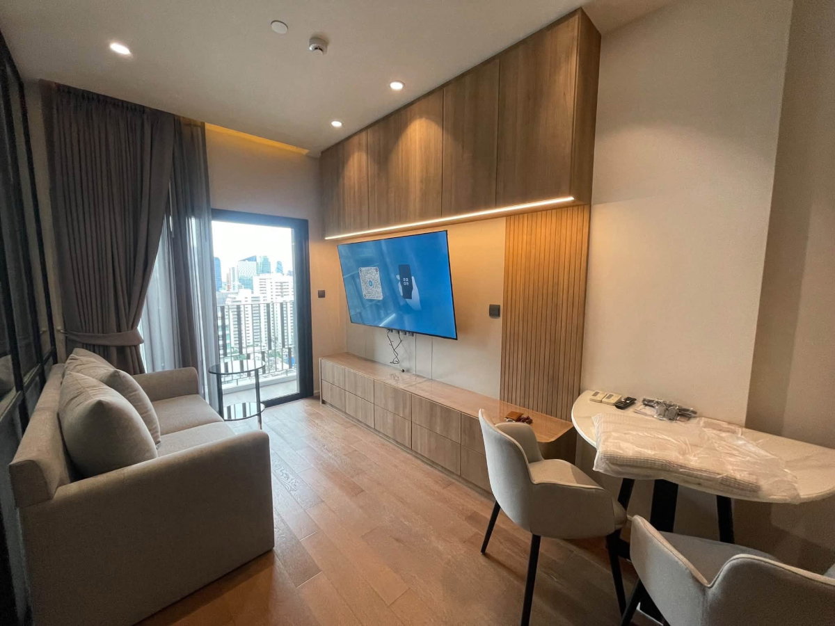 รูป MUNIQ Sukhumvit 23 Pet Friendly ห้องสวย ราคาดี สอบถามเพิ่มเติมได้ที่ Line @condorental - รูปที่ 4/9