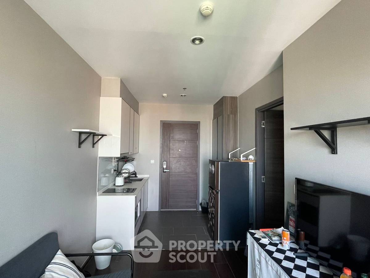 picture 1-BR Condo at C Ekkamai near ARL Ramkhamhaeng (ID 2456213) - 2/12