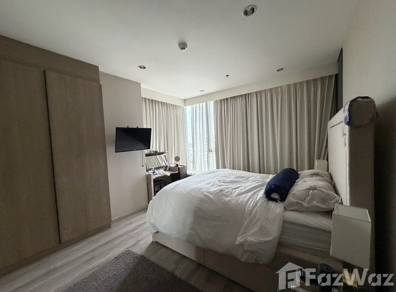 picture Stylish 2-Bedroom, 2-Bathroom By Udom Suk BTS 6910658 - 10/10