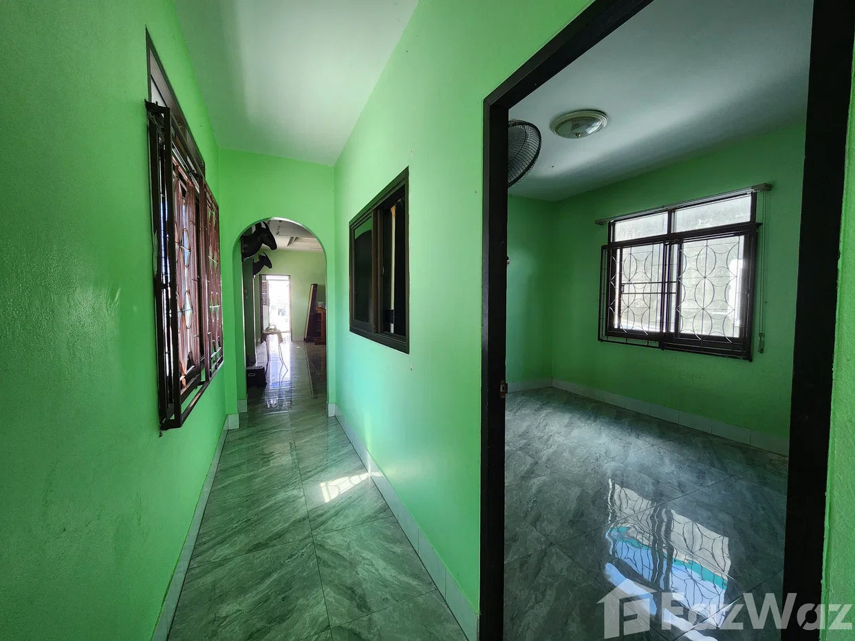 picture 4 Bedroom Townhouse for sale in Choeng Thale, Phuket  6911367 - 4/8
