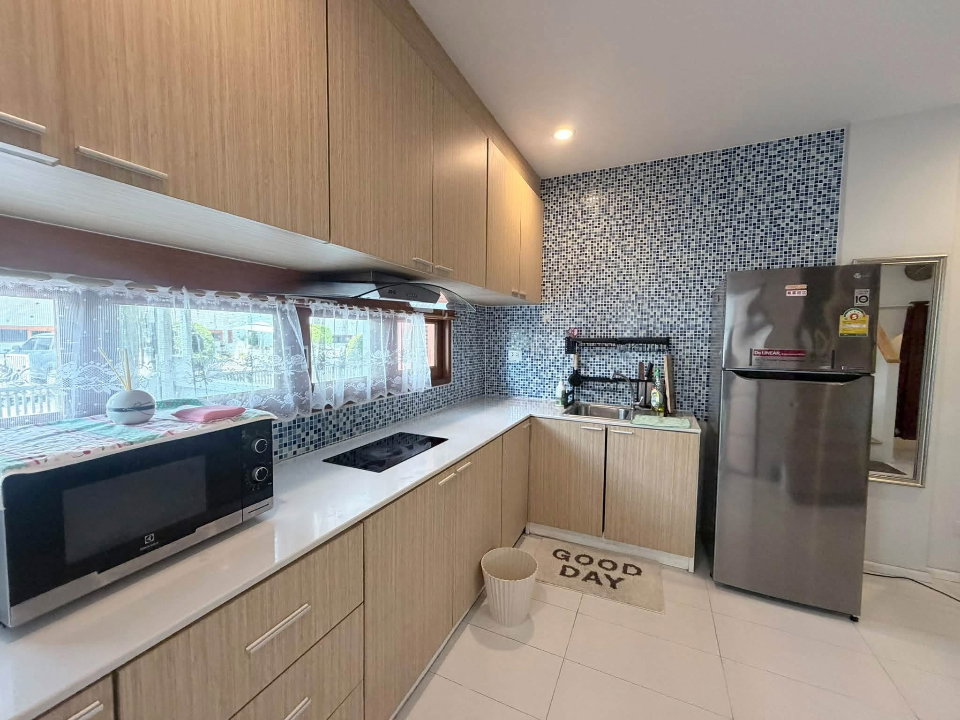 รูป 🏡 ให้เช่าทาวน์โฮม หลังใหญ่ 3 ชั้น ในโครงการคุณภาพ เดินทางสะดวก ติดถนนวงแหวนรอบ 2 พร้อมเฟอร์นิเจอร์ครบชุด เดินทางสะดวก ใกล้รวมโชค - รูปที่ 7/23