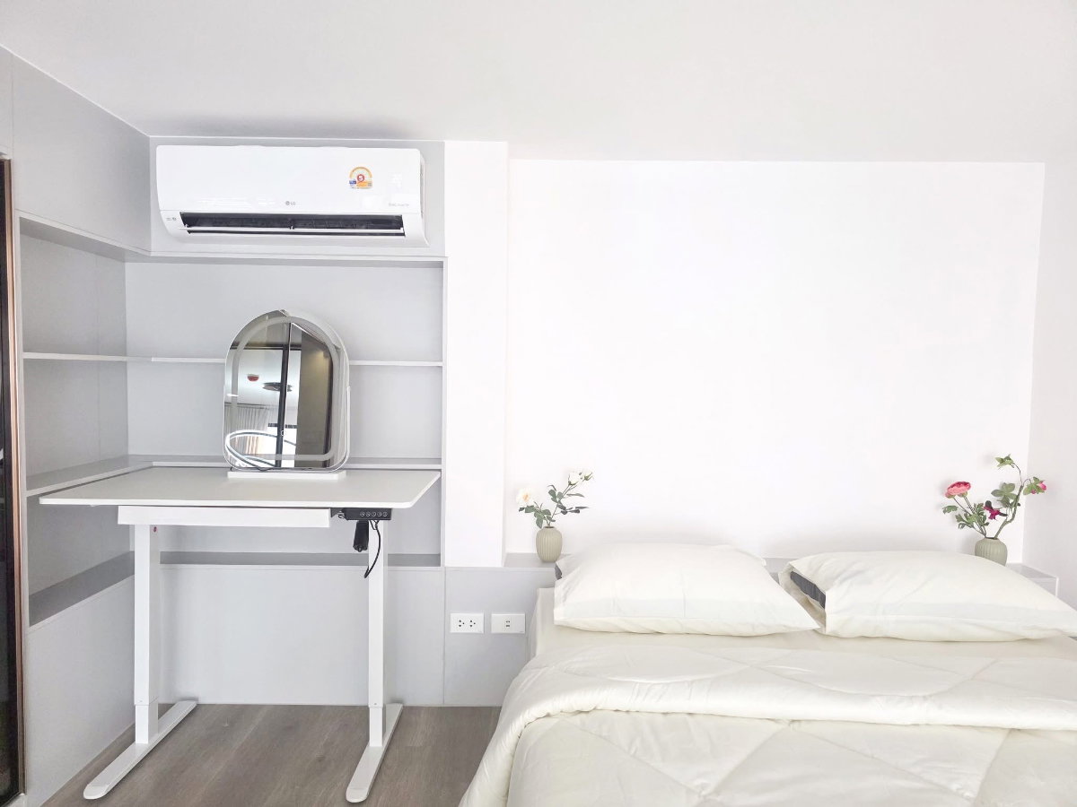 รูป ✨RARE UNIT | KNIGHTSBRIDGE SPACE SUKHUMVIT–RAMA 4✨ Duplex 1 Bedroom | 40 SQ.M. | 26th Floor - รูปที่ 3/12