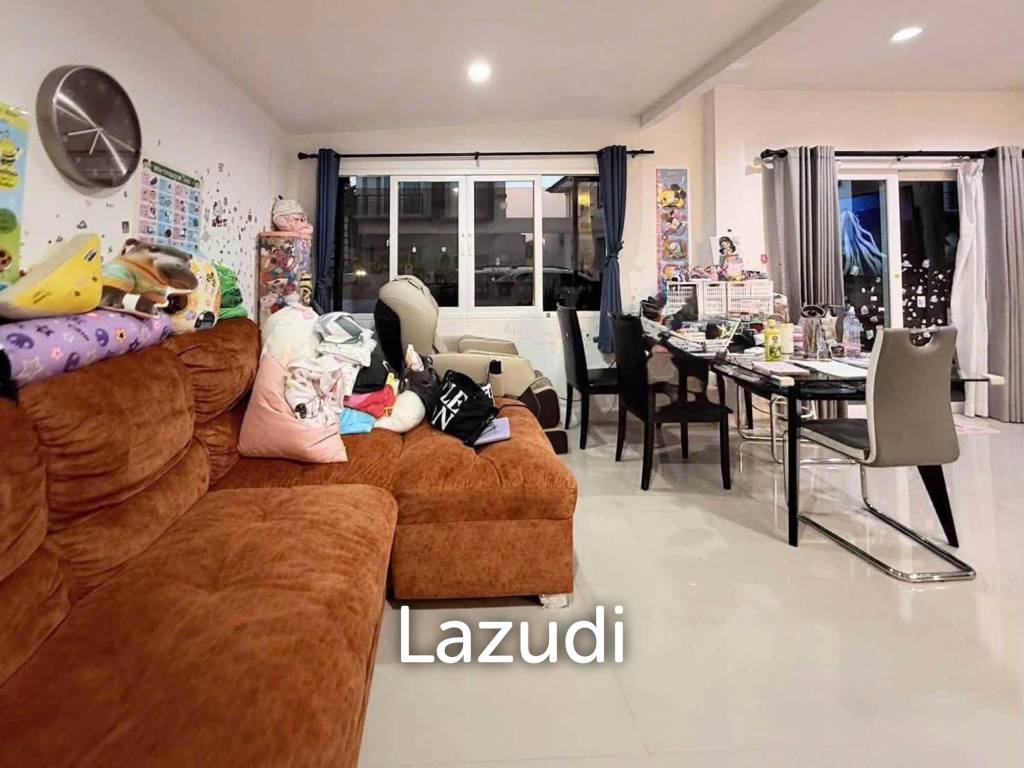 picture Modern 2-Storey Detached House at Patta Let - 4/34