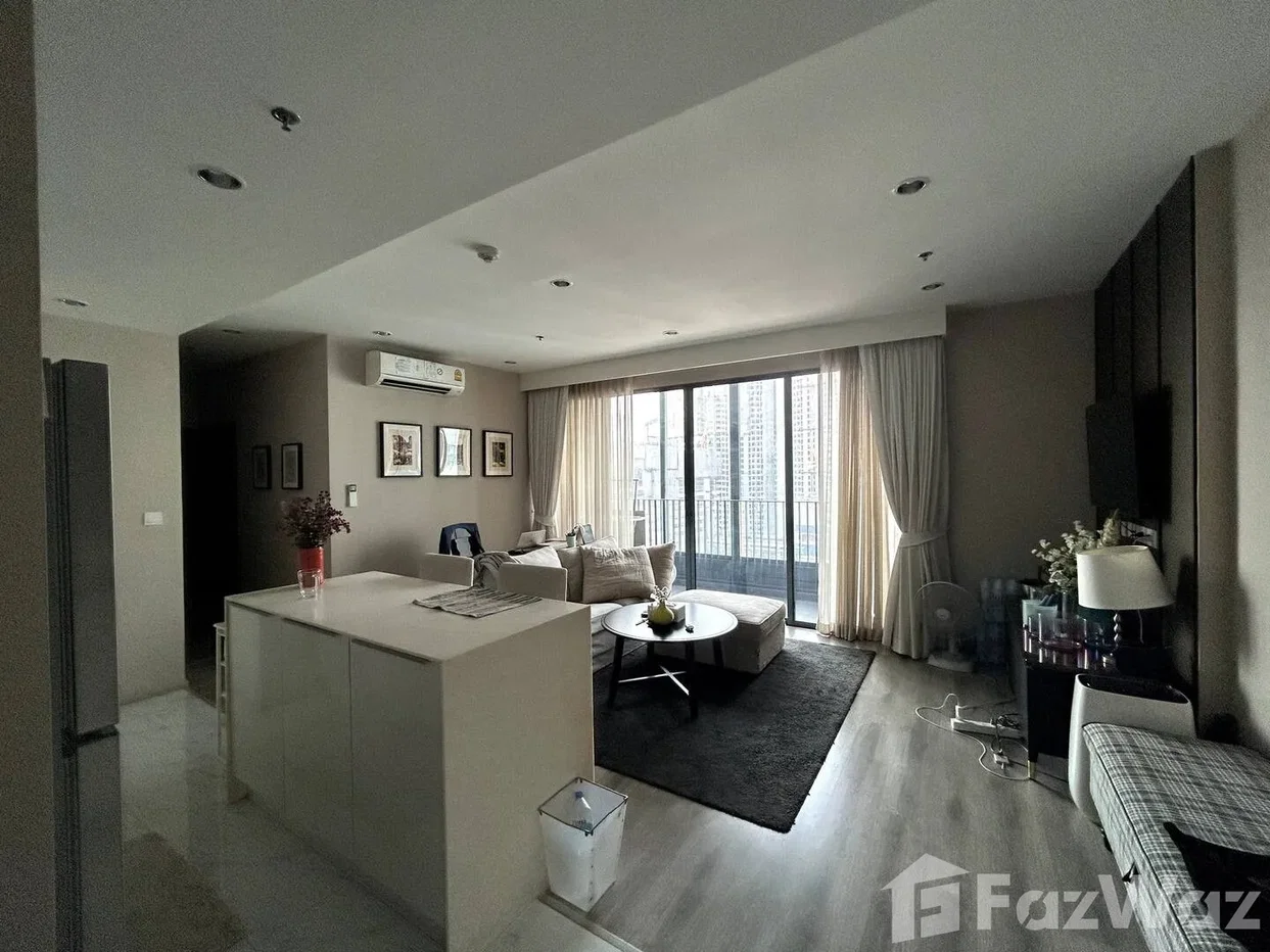 picture Stylish 2-Bedroom, 2-Bathroom By Udom Suk BTS 6910658 - 4/10