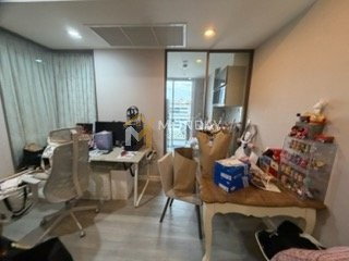 🔥 MD-26067658 Rare Find! Beautiful unit at a below-market price – The Room Sathorn-Thanon Pan. Book now before it’s gone! 🔥