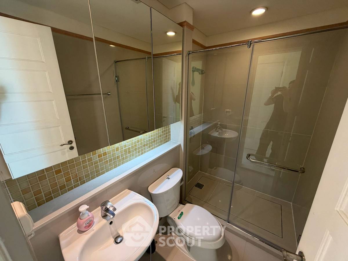 picture 2-BR Condo at Aguston Sukhumvit 22 near MRT Queen Sirikit National Convention Centre (ID 3480845) - 9/18