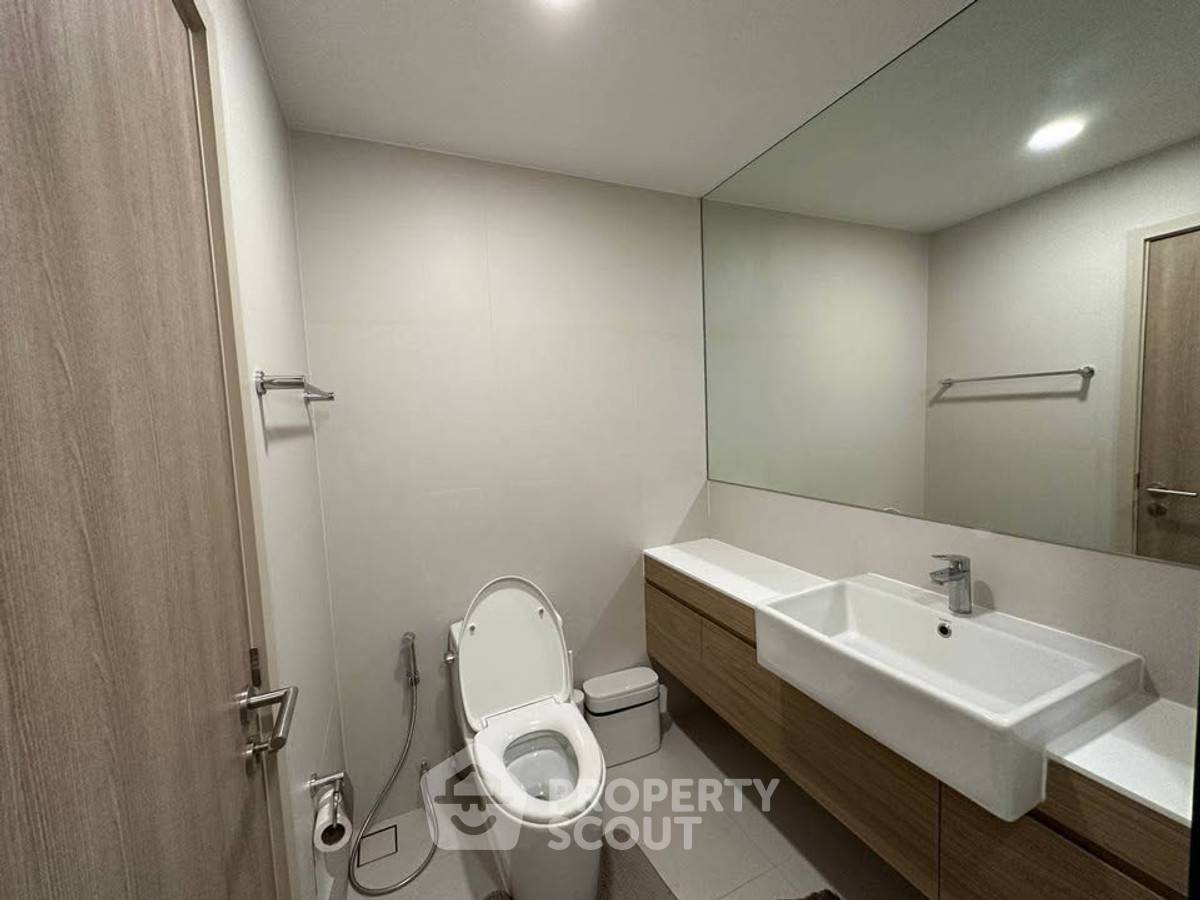 picture 1-BR Noble Ambience Sukhumvit 42 Near BTS Ekkamai (ID 2386668) - 12/18