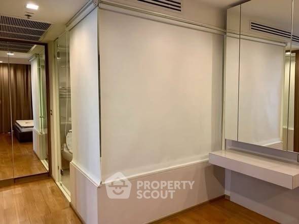 picture 200m To BTS Saint Louis | 30th-Floor 1-BR At The Address Sathorn (ID 2578432) - 3/10