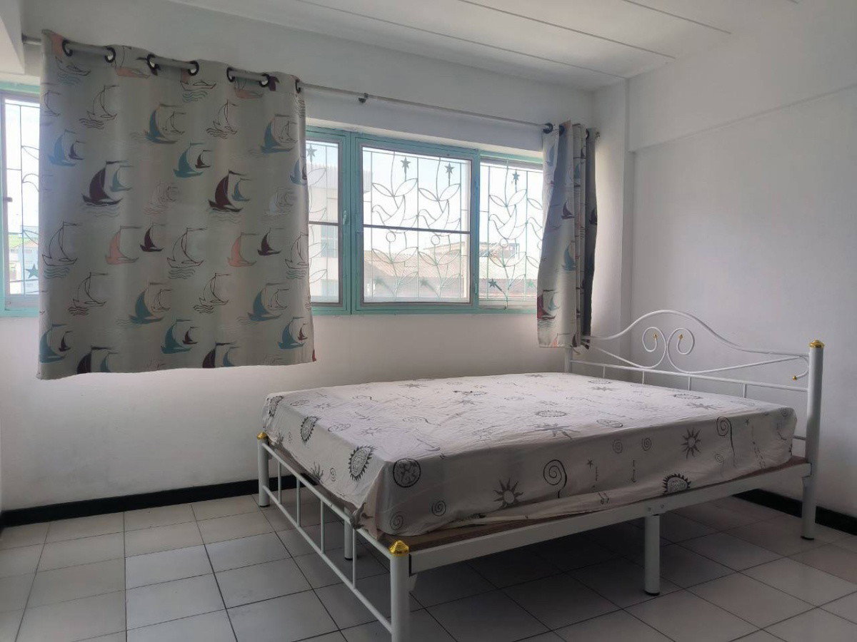 picture Lumpini Center Happyland - 9/10